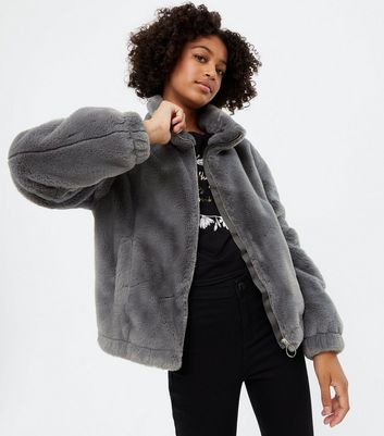 funnel neck fur coat